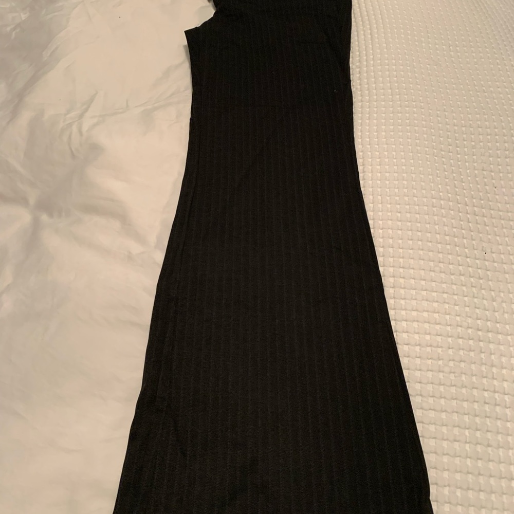 Women’s pants. - Picture 2 of 2